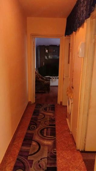 Apartament cu 3 camere nedecomandat în Central