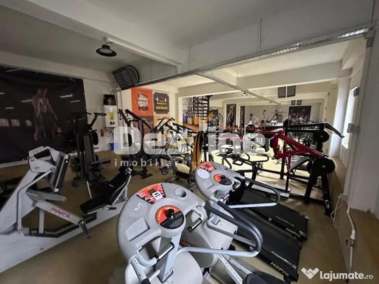 Spațiu comercial, de 336 mp, în Central