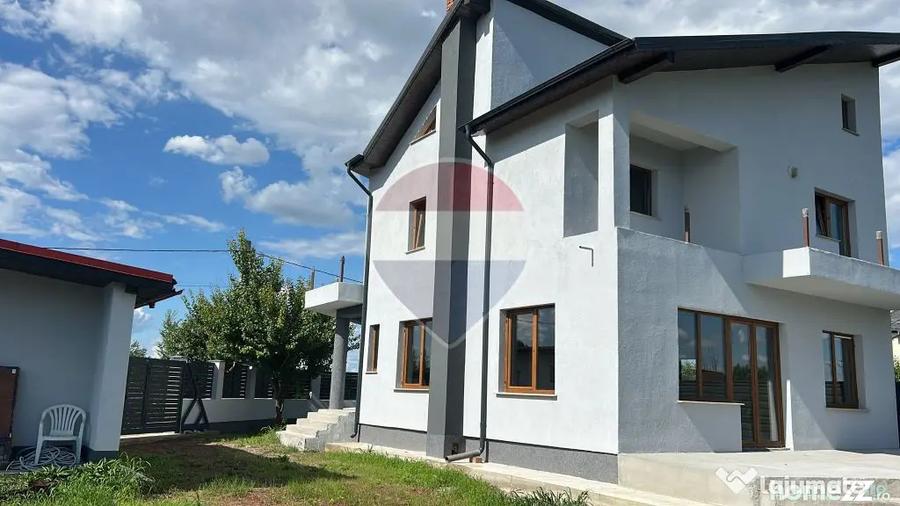 Casă cu 3 camere cu Teren 570 Mp în Săftica