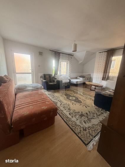 Casă cu 8 camere cu Teren 400 Mp în Central