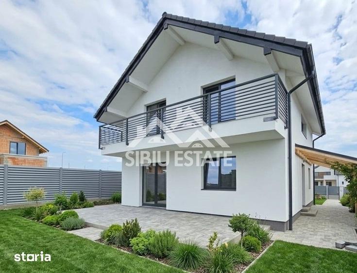 Casă cu 4 camere cu Teren 440 Mp în Șura Mică