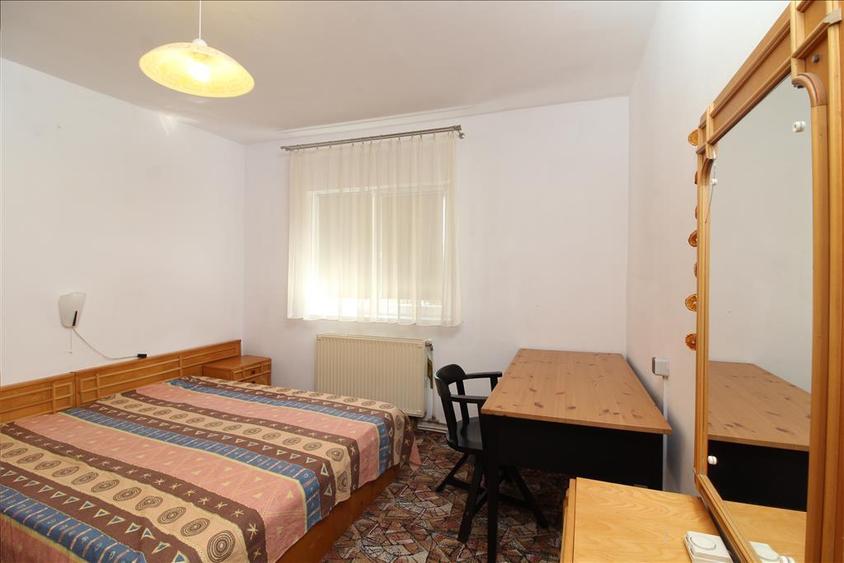 Apartament cu 2 camere decomandat în Zorilor — fotografia 3