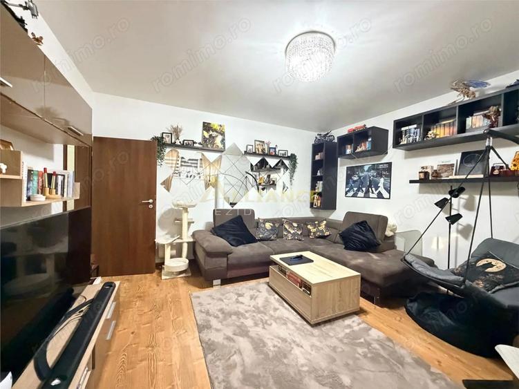 Apartament cu 3 camere, mobilat în Apărătorii Patriei