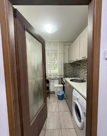 Garsonieră decomandată, mobilată în Tomis Nord
