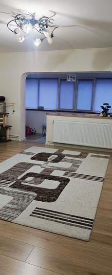 Apartament cu 3 camere decomandat în Mărășești