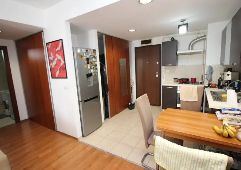 Apartament cu 2 camere semidecomandat, mobilat în Obor