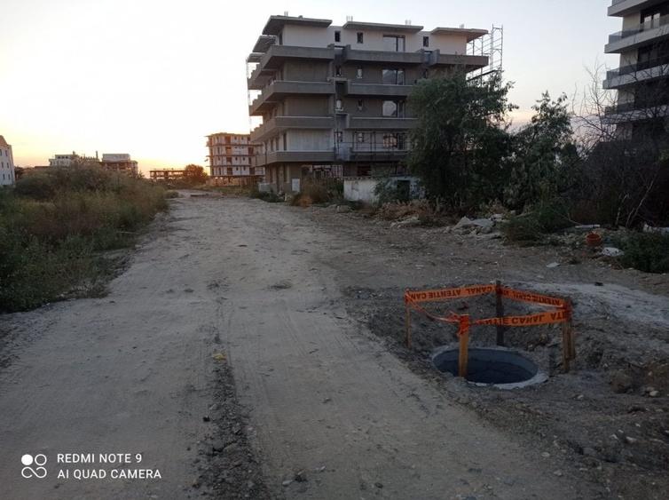 Teren Construcții intravilan de 300 mp, în Nord