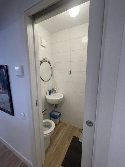Apartament cu 3 camere decomandat în Banu Manta