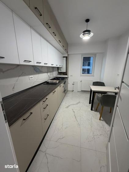 Apartament cu 2 camere decomandat în Galata