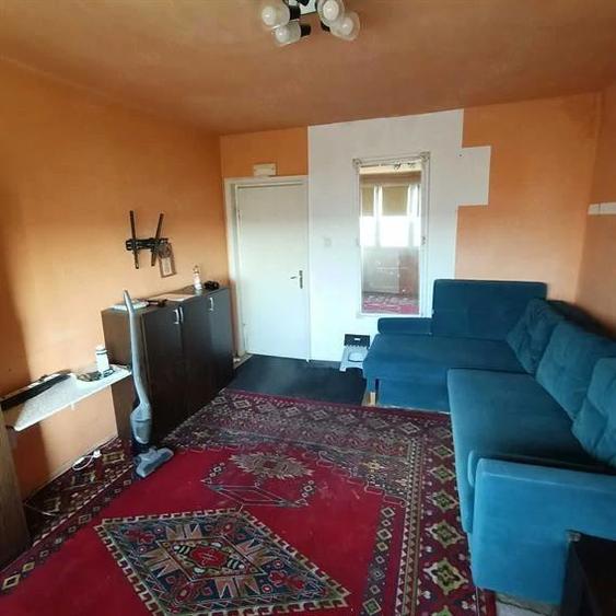 Apartament cu 2 camere decomandat în Circumvalațiunii