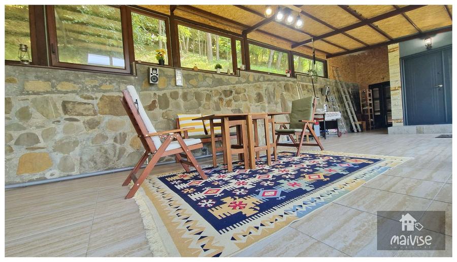 Casă individuală cu 5 camere cu Canalizare în Drajna