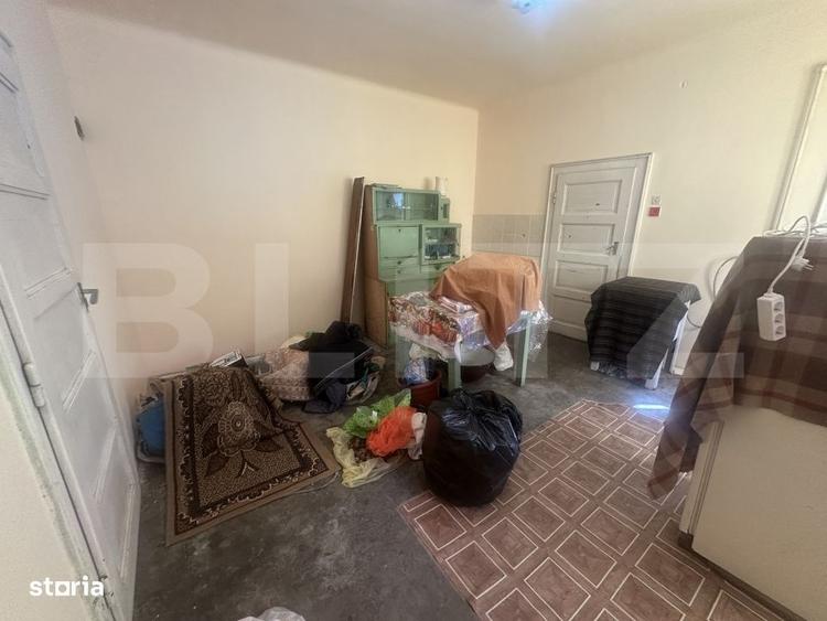 Casă cu 4 camere cu Teren 842 Mp în Titulescu