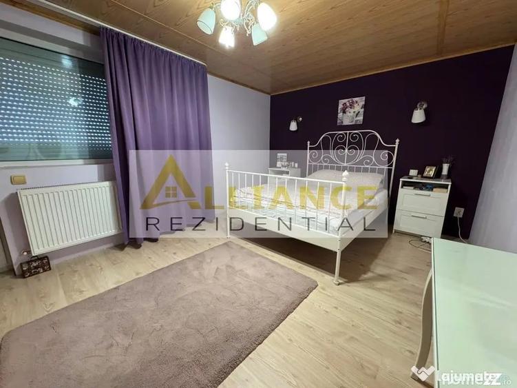Casă cu 7 camere cu Teren 1086 Mp în Frumușani