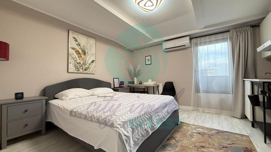 Apartament cu 6 camere decomandat în Floreasca