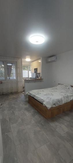 Garsonieră semidecomandată în Titan
