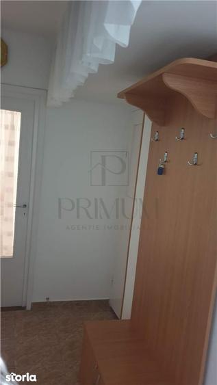 Apartament cu 3 camere semidecomandat, mobilat în Circumvalațiunii