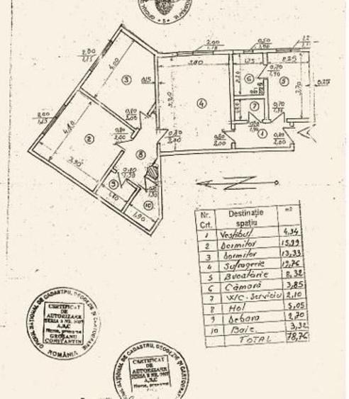 Apartament cu 3 camere semidecomandat în Drumul Sării