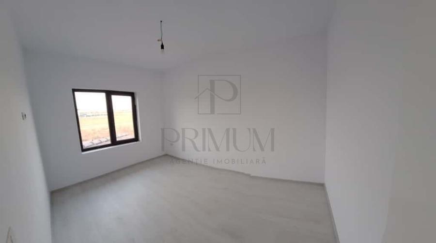 Duplex cu 5 camere cu Teren 287 Mp în Chișoda