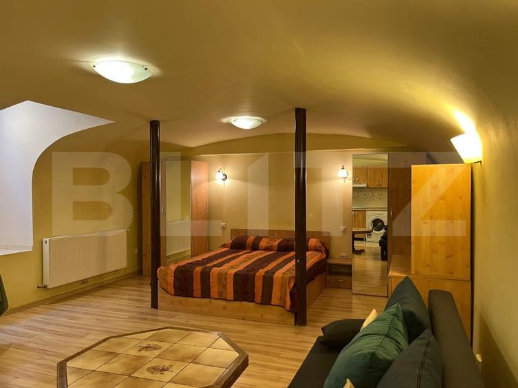Apartament tip studio, 40 mp, terasa, zona Ultracentrala - 2