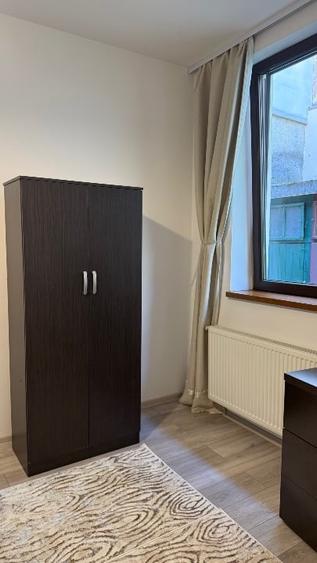 Apartament cu 2 camere decomandat în Centrul Istoric