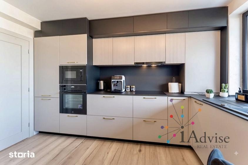 Apartament cu 3 camere în Tractorul