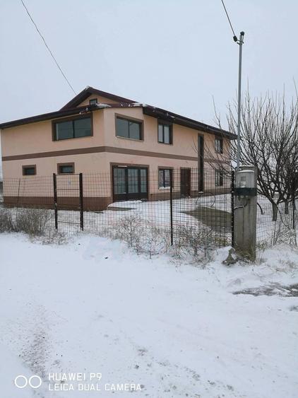 Casă în Odaia Manolache