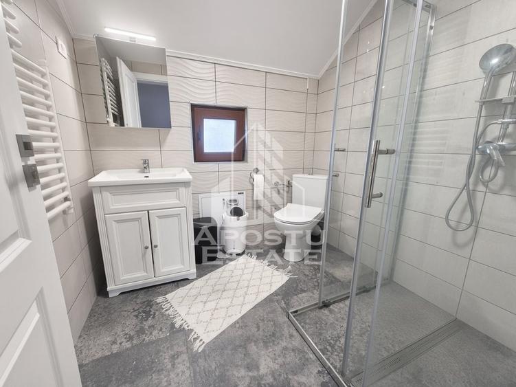Casă individuală cu 4 camere cu Canalizare în Est