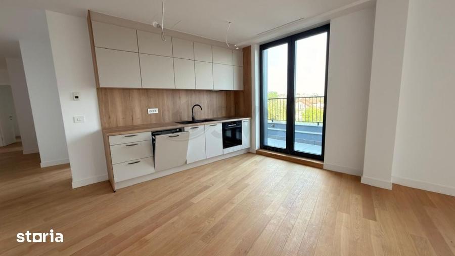 Apartament cu 4 camere decomandat în Nord