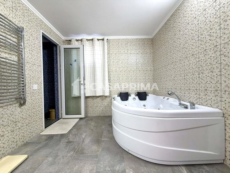 Casă individuală cu 7 camere cu Canalizare în Miroslava