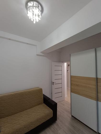 Apartament cu 2 camere decomandat, mobilat în Far