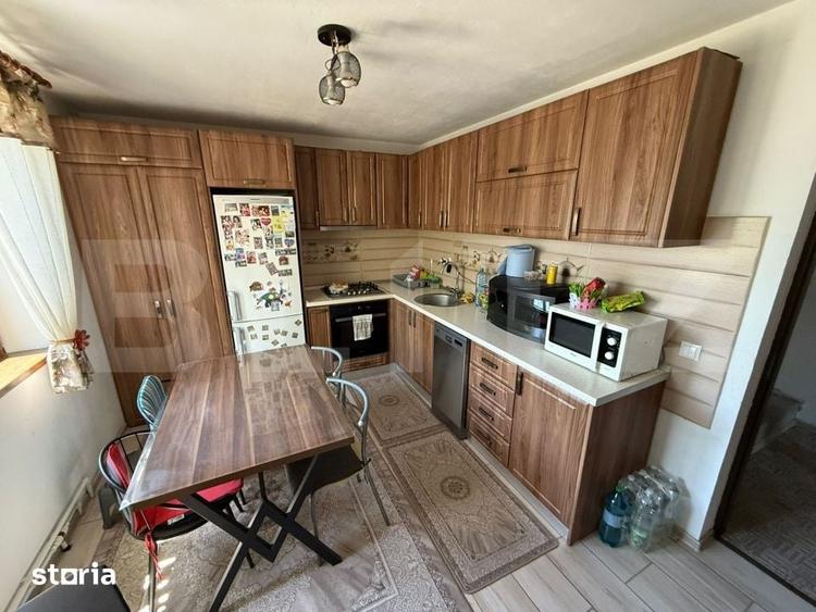 Casă cu 5 camere cu Teren 481 Mp în Malu Mare
