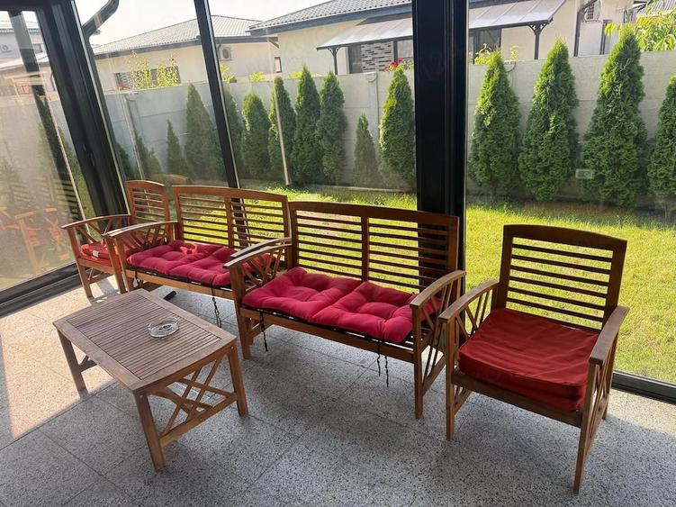 Casă cu 4 camere cu Teren 330 Mp în Tunari