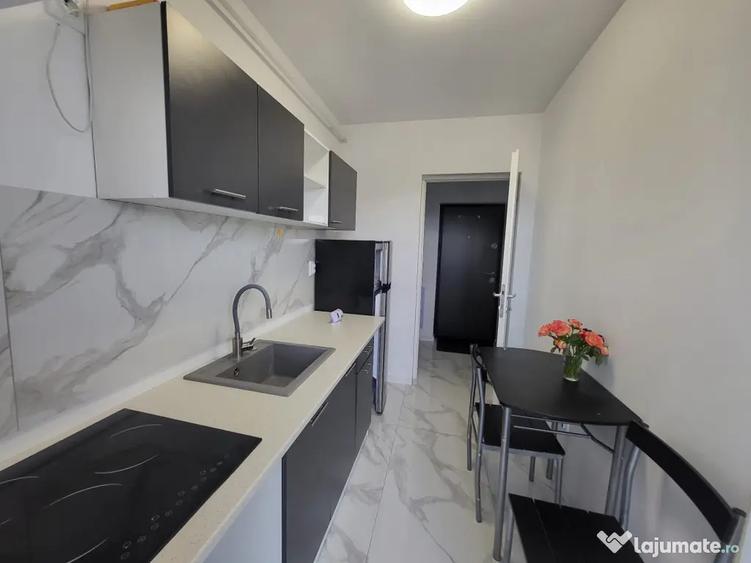 Apartament cu 2 camere semidecomandat, mobilat în Lunca Cetățuii
