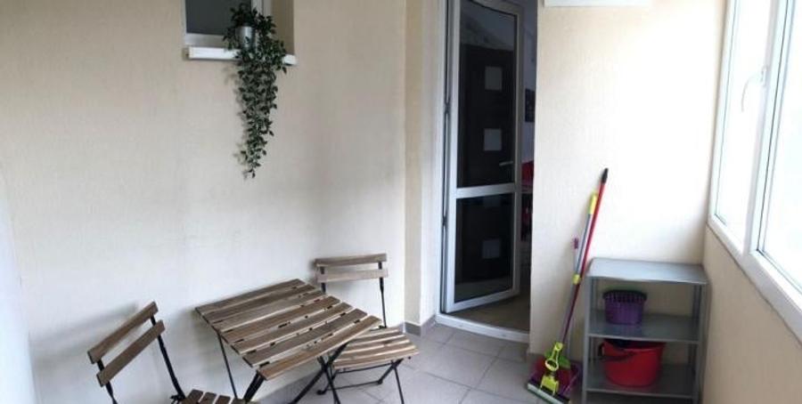 Apartament cu 2 camere semidecomandat, mobilat în Popești-Leordeni