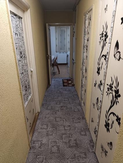 Apartament cu 4 camere decomandat în Bălcescu