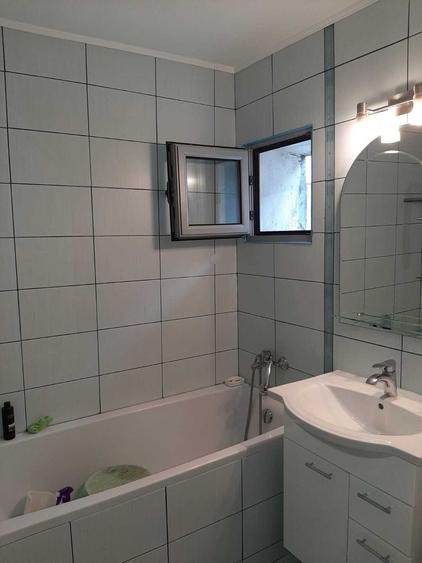 Apartament cu 3 camere decomandat în Militari