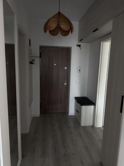 Apartament cu 2 camere decomandat în Theodor Pallady