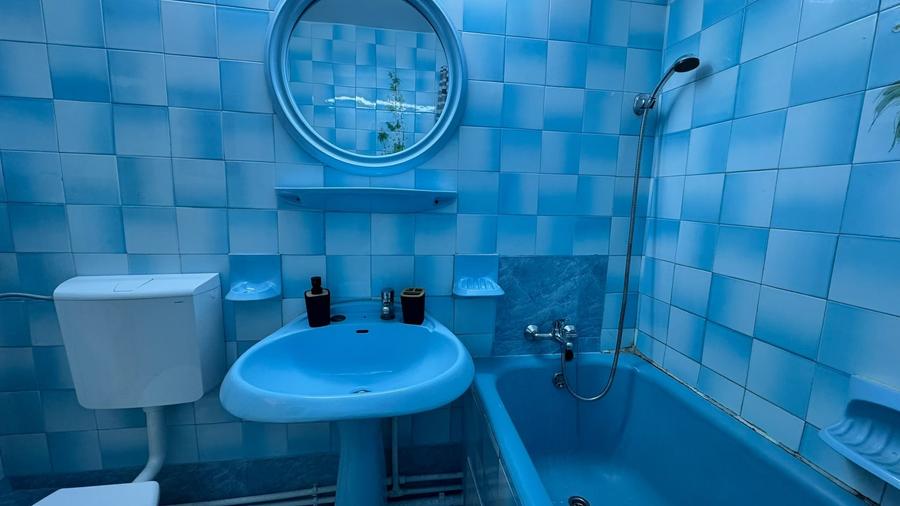 Apartament cu 3 camere decomandat în Decebal