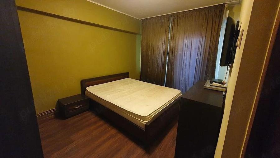 Apartament cu 3 camere decomandat în Păcurari