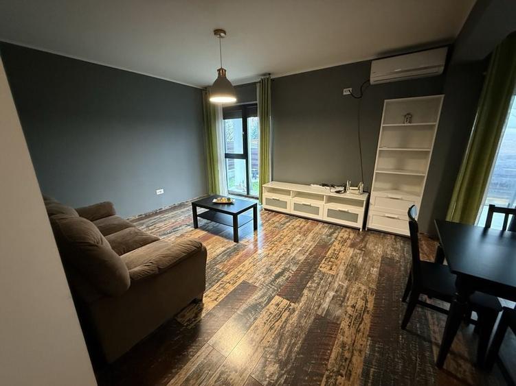Casă cu 4 camere în Valea Lupului
