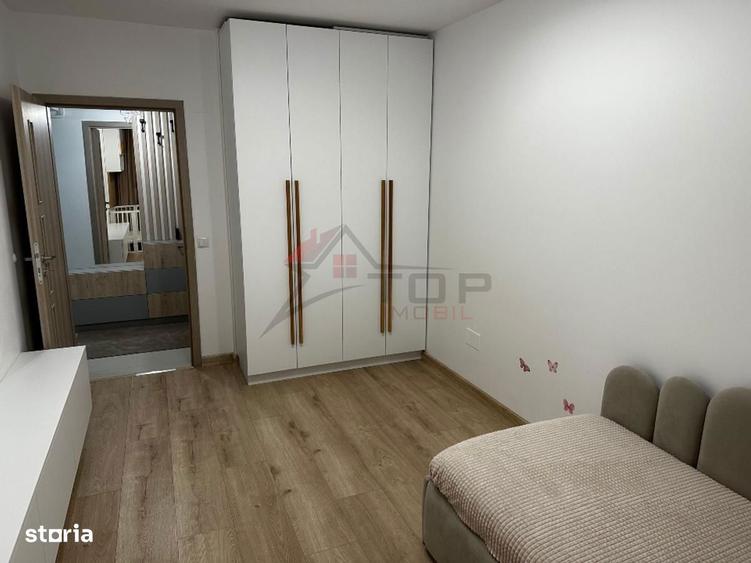 Apartament cu 3 camere decomandat, mobilat în Cug
