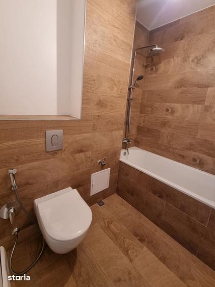 Apartament decomandat, renovat, liber, Calea Bucure?ti-Pia?a Centrala - 8