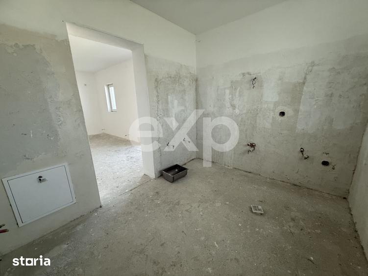 Casă cu 5 camere cu Teren 392 Mp în Miroslava