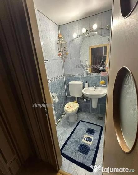 Apartament cu 4 camere decomandat în Titan