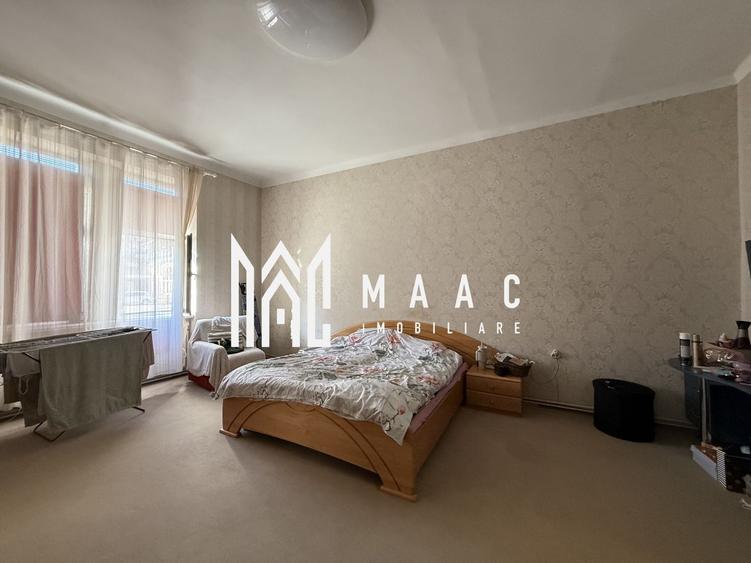 Casă individuală cu 8 camere cu Canalizare în Central