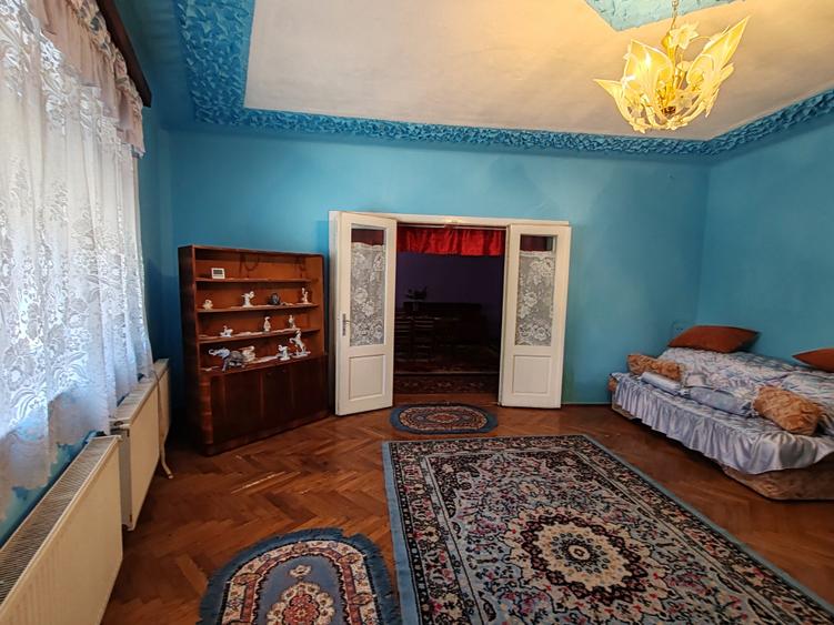 Casă cu 4 camere cu Canalizare în Tărlungeni