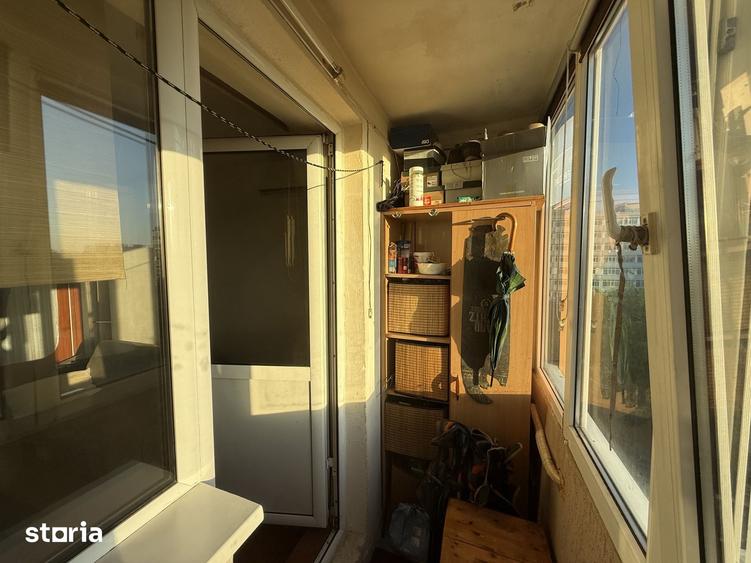 Apartament cu 2 camere decomandat în Berceni