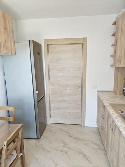 Apartament cu 2 camere decomandat în Runcu