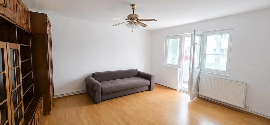Apartament cu 2 camere decomandat în Calea Moldovei