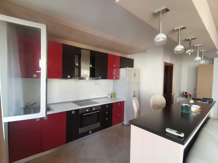 Apartament cu 3 camere decomandat în Nufărul